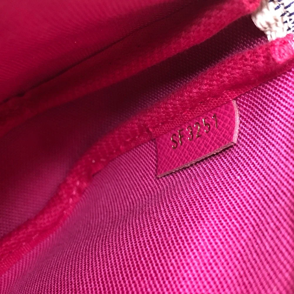 NWT Louis Vuitton 2021 Xmas Animation Mini Pochette - Picture 12 of 12